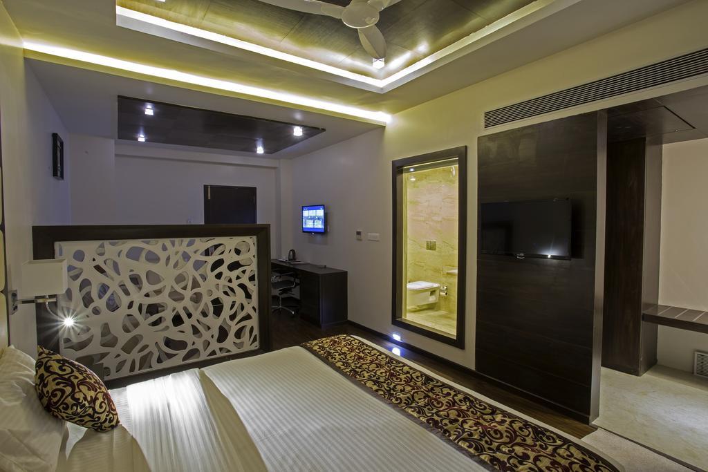 Ravi Residency Hotell Morbi Rom bilde